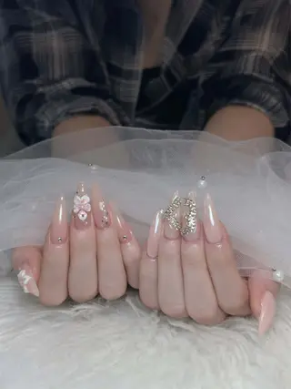 ネイル Julli NailStudioのネイルデザイン