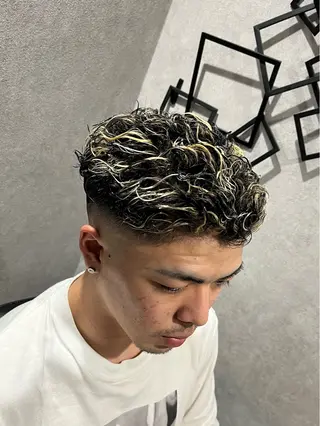カラー 🌈予約の98%パ ーマ⭕️🌈福本のヘアスタイル