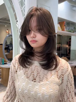 ミディアム 【ダブルカラー指名 No.1】森栄範のヘアスタイル
