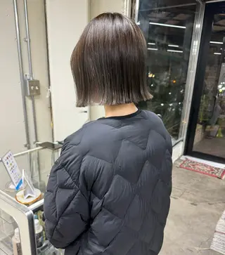 ミディアム 岩田 良/ブリーチカラーのヘアスタイル