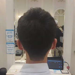 ショート メンズ 荒山 栞奈のヘアスタイル