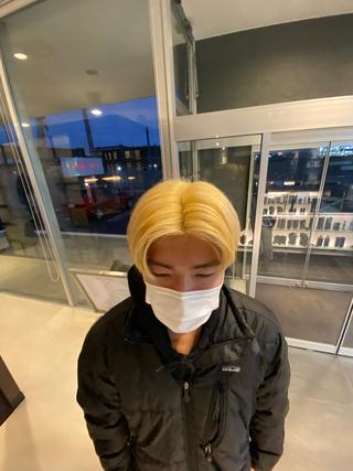 ショート カラー 横地 凌のヘアスタイル