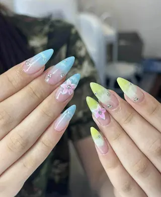 ロング 波 なみのネイルデザイン