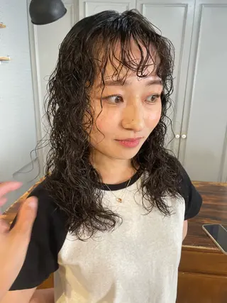 セミロング パーマ 🤩噂のMr.髪ポジ ティブ®️yu🤩のヘアスタイル