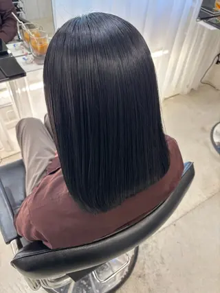 ミディアム カラー 髙木 藍紗のヘアスタイル