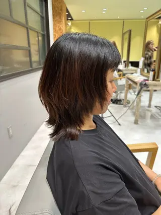 ミディアム 野上 麗のヘアスタイル