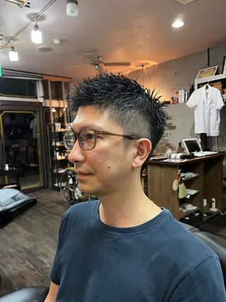 ショート メンズ 飯島 悠輝のヘアスタイル