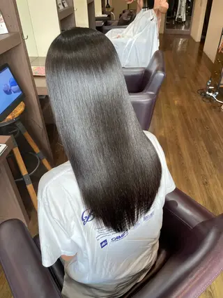 セミロング 縮毛矯正/髪質改善 の専門家IKEのヘアスタイル