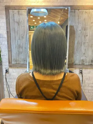 ミディアム カラー 40代以降の 縮毛矯正専門家のヘアスタイル