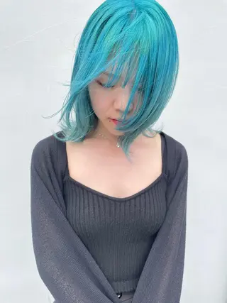 ミディアム カラー 金井愛華 【monolith】のヘアスタイル