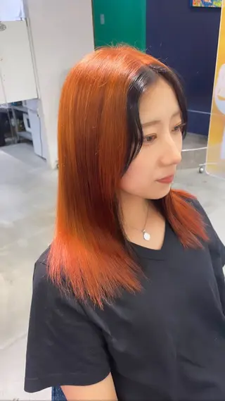 セミロング カラー Mii. 内田萌々のヘアスタイル