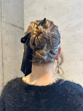 セミロング ヘアアレンジ はやしほのか| マンツーマン美容師のヘアスタイル