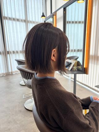 ショート 酸性ストレート/ブリ ーチなしWカラー河本のヘアスタイル