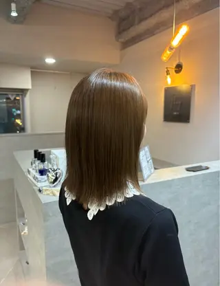 ミディアム カラー しゅり Flag hairのヘアスタイル