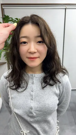 ミディアム カラー 田村 雪華のヘアスタイル