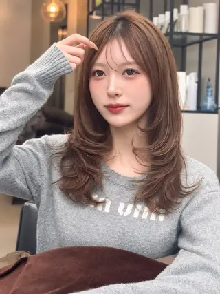 セミロング 縮毛矯正×レイヤー カット/飯田 輝のヘアスタイル