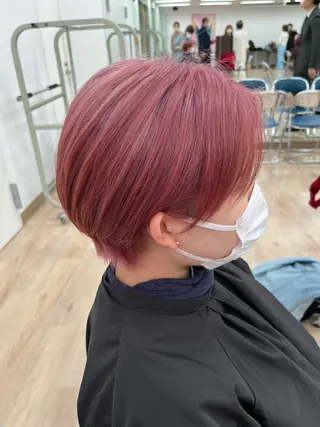 ショート カラー 暖色/ブリーチカラー 🎀 M i k uのヘアスタイル