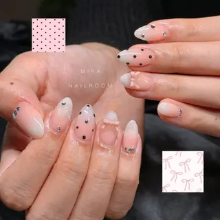 ネイル MIRA NAILROOMのネイルデザイン