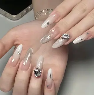 ネイル Queen‘s なんのネイルデザイン