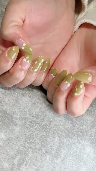 ネイル shino🌟 痛ネイルのネイルデザイン