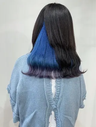 カラー white.梅田 デザインカラー🦄のヘアスタイル