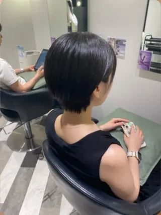 ショート 🫧透明感カラーレイ ヤースタイル松浦元海のヘアスタイル