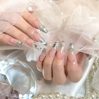 ネイル yurika 🌷.*･ﾟのネイルデザイン