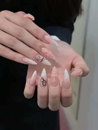 ネイル Eli Muse 新宿ネイルのネイルデザイン