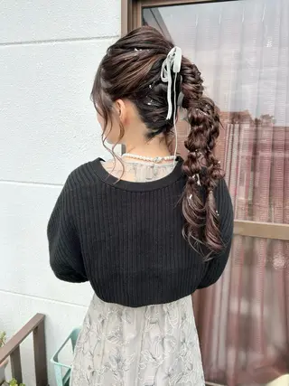 ロング ヘアアレンジ ご予約はインスタ のみ🌿@n7g10のヘアスタイル