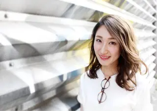 セミロング 桑名 淳のヘアスタイル