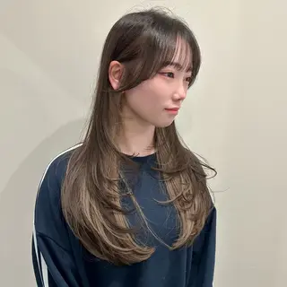 ロング 🌹ハッシュカット、 レイヤー韓国ヘア🌹のヘアスタイル