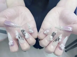 ネイル Hachimochi 🌸長さ出し専門店のネイルデザイン