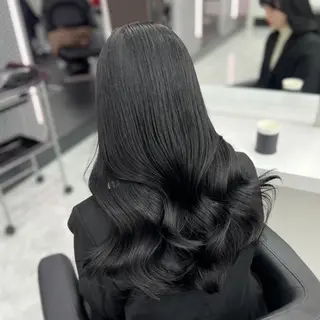 カラー 夏のトレンドヘア🤍 BABY上野のヘアスタイル
