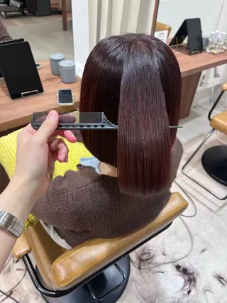 カラー NEIRO/ベージュ /グレージュのヘアスタイル