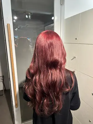 ロング カラー 林奏良 髪質改善/ハイトーンのヘアスタイル