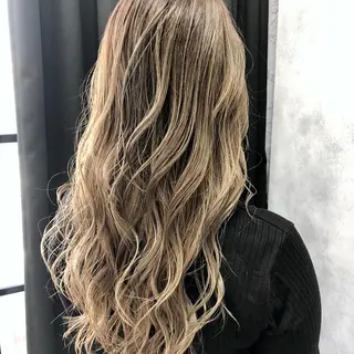 ロング カラー welring hair salonのヘアスタイル