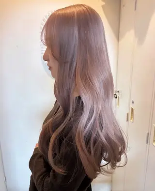 ロング nacoハイトーン ベージュ🍒のヘアスタイル
