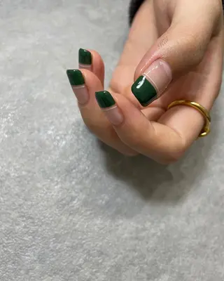 ネイル kiii.__ ✴︎*のネイルデザイン