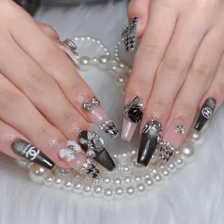 ネイル LUMINA NAYAのネイルデザイン