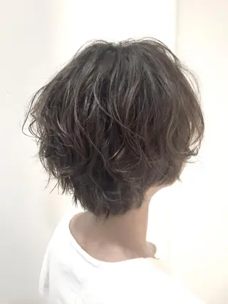 ショート ミディアム セミロング ロング カラー パーマ ハイトーンブリーチ 土坂 由志【京都】のヘアスタイル