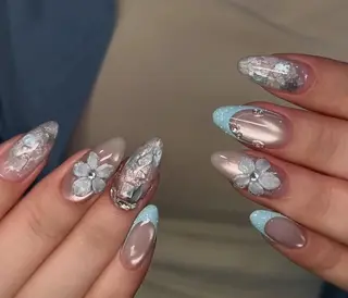 ネイル Pure&Rich Nailのネイルデザイン
