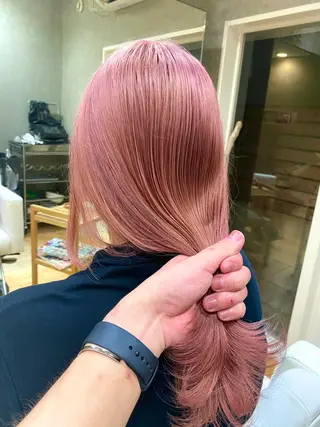 ミディアム カラー ヘアアレンジ lani ブリーチ /ダブルカラーのヘアスタイル