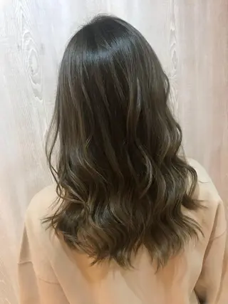 セミロング カラー 🦋Oasis RINA 🦋のヘアスタイル