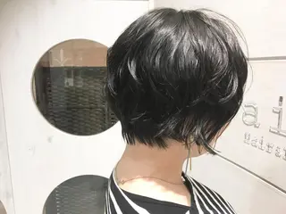 ショート パーマ 佐藤 結花のヘアスタイル