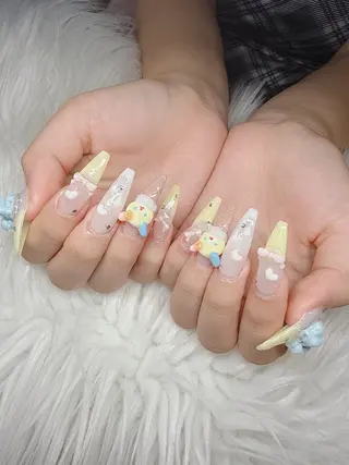 ネイル Lee Nailsのネイルデザイン