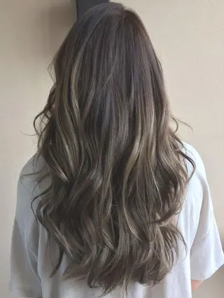 ロング カラー パーマ ヘアアレンジ 大阪レミーエクステ チビ編み込みのヘアスタイル