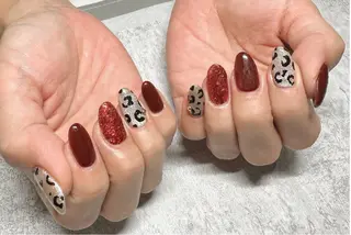 ネイル 長谷川 奈緒美のネイルデザイン