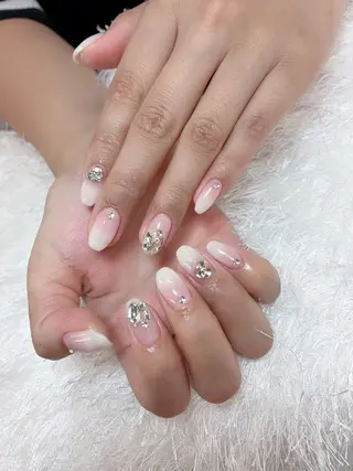 ネイル 佐藤 依娜のネイルデザイン