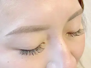 アイブロウ 🔰Eye Risの眉毛・アイブロウイメージ