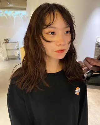 ロング カラー 聖 来のヘアスタイル